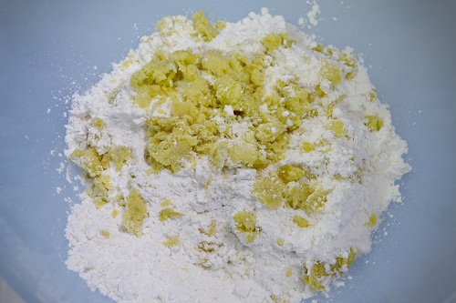 B&aacute;nh cam &ldquo;l&uacute;c lắc&rdquo; si&ecirc;u tốc 3