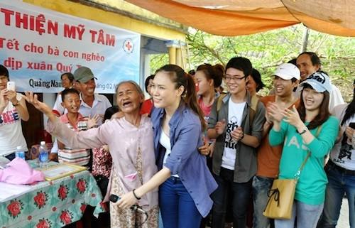Những “sao” Việt chăm chỉ làm từ thiện trong thầm lặng 1