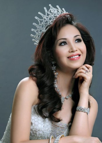Con đường đăng quang của 13 Hoa hậu Việt Nam qua 16 năm 4