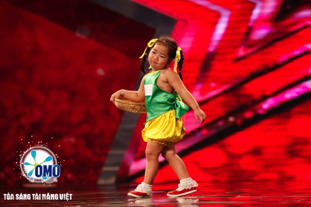 Gặp cô bé 4 tuổi “kiêu kỳ” của Vietnam’s Got Talent 1