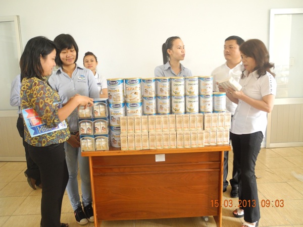 Đà Nẵng - Quảng Nam: Người cao tuổi nô nức đi hội thảo sữa 6