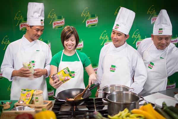 Vua đầu bếp Christine Hà chia sẻ công thức 100 món ăn ngon 1