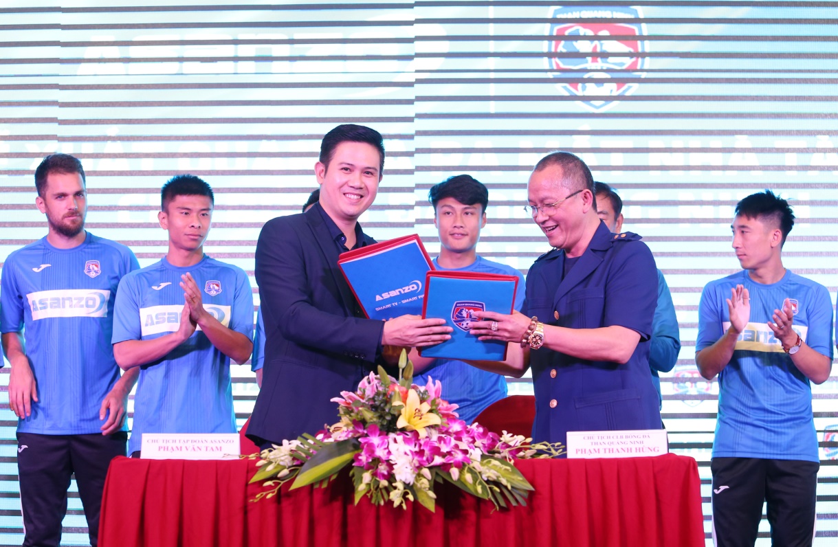 Tập đoàn điện tử Asanzo chi 20 tỷ đồng tài trợ cho CLB Bóng đá Quảng Ninh trước mùa giải 2019
