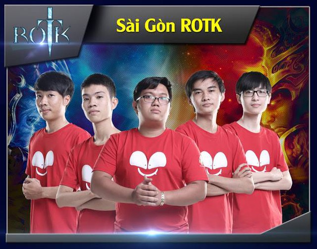 RoTK - câu chuyện của 05 chàng trai đam mê eSports