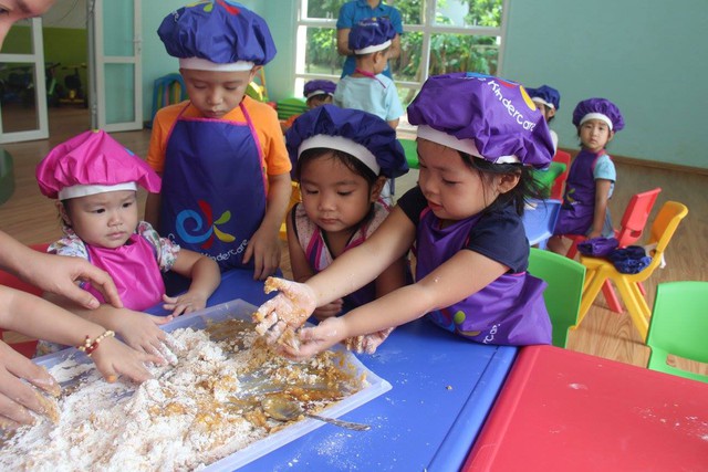 Kh&aacute;m ph&aacute; ng&ocirc;i trường cổ t&iacute;ch giữa rừng c&acirc;y - Ảnh 4.
