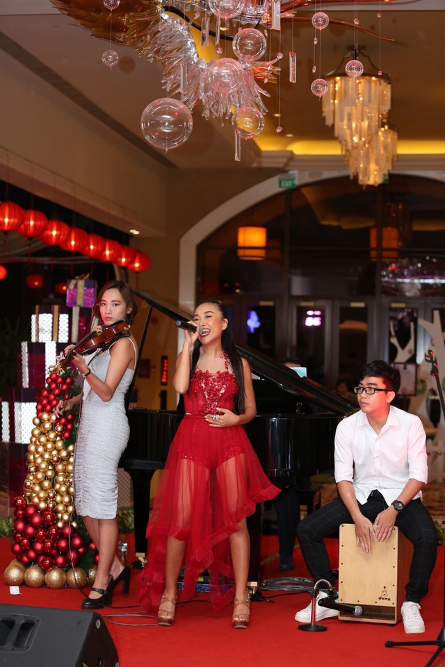 Ca sĩ Đoan Trang “bật mí” nơi đón Giáng Sinh lý tưởng - Ảnh 2.