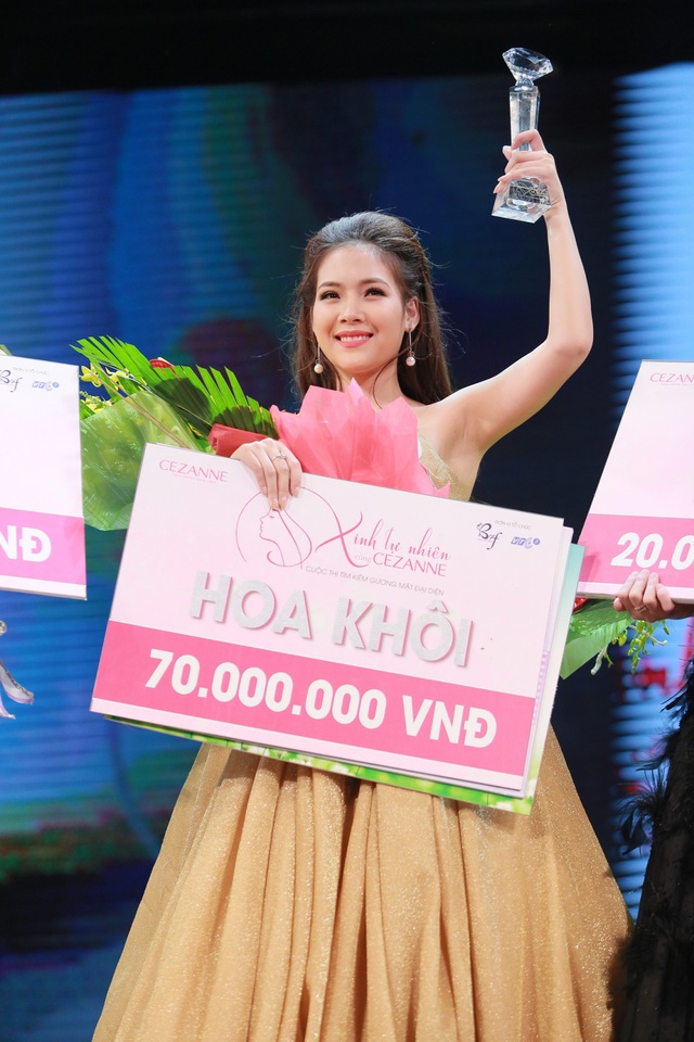 “Xinh tự nhiên cùng Cezanne” đã khép lại chặng đường của mình bằng đêm chung kết được tổ chức tại Hà Nội. Miss Cezanne Việt - Ảnh 2.