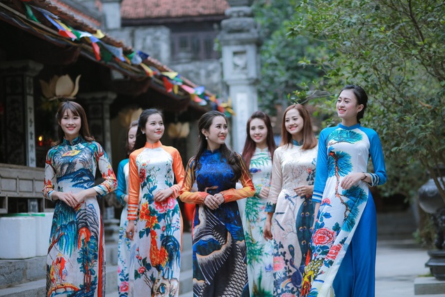 “Xinh tự nhiên cùng Cezanne” đã khép lại chặng đường của mình bằng đêm chung kết được tổ chức tại Hà Nội. Miss Cezanne Việt - Ảnh 6.