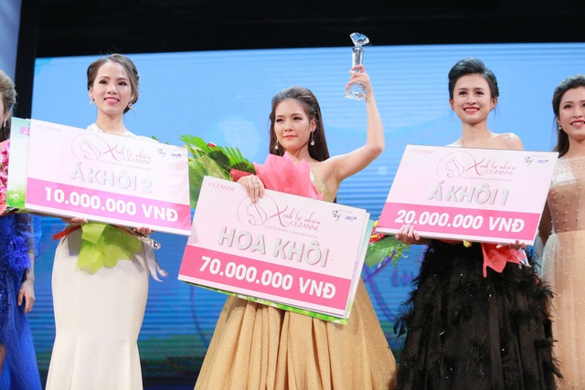 “Xinh tự nhiên cùng Cezanne” đã khép lại chặng đường của mình bằng đêm chung kết được tổ chức tại Hà Nội. Miss Cezanne Việt - Ảnh 10.