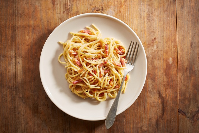 Thưởng thức ẩm thực Ý với Spaghetti sốt Carbonara thơm lừng - Ảnh 5.